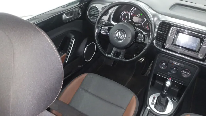 Volkswagen Beetle 2016