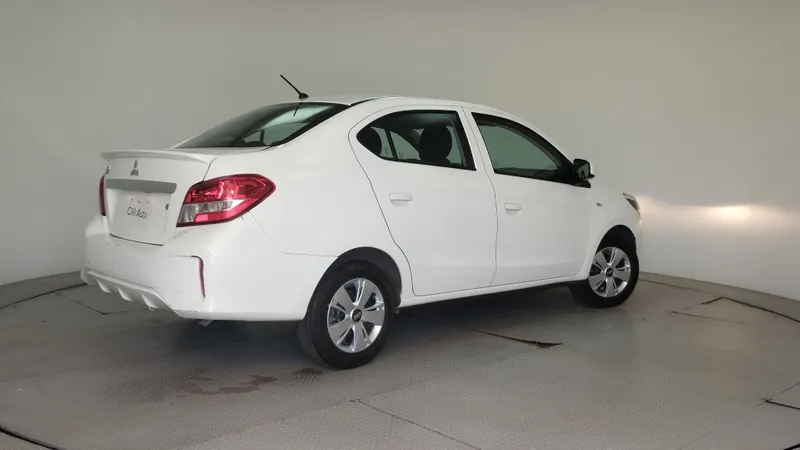 Mitsubishi Mirage G4 2022