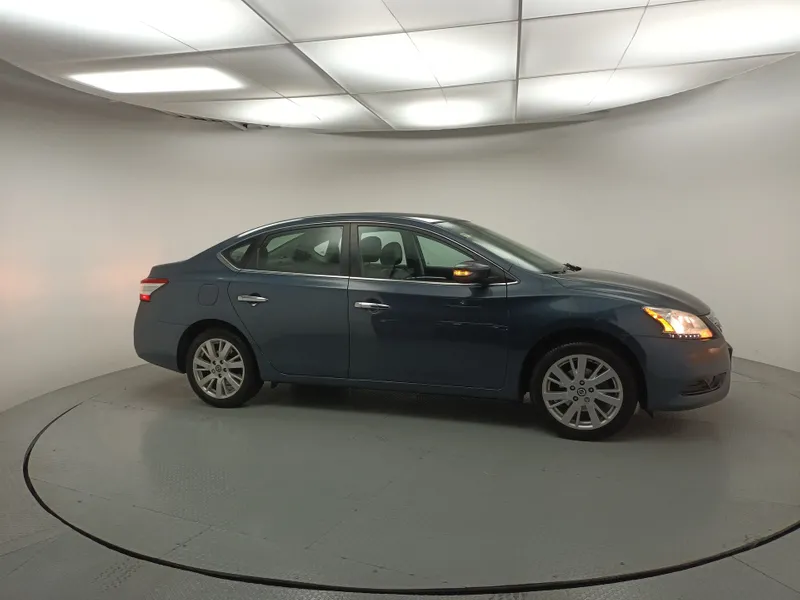 Nissan Sentra 2016