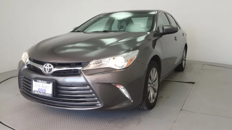 Toyota Camry 2016