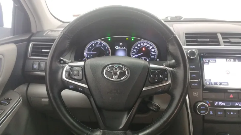 Toyota Camry 2016