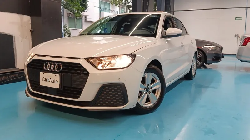 Audi A1 2021