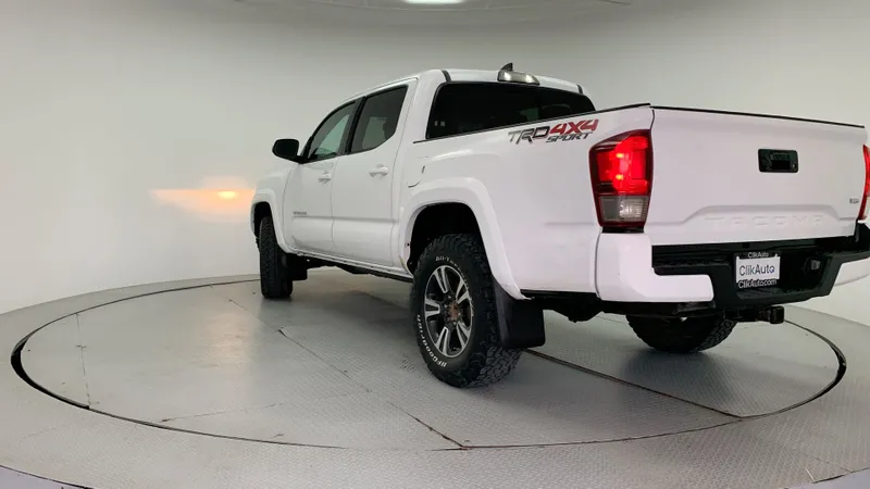 Toyota Tacoma 2017