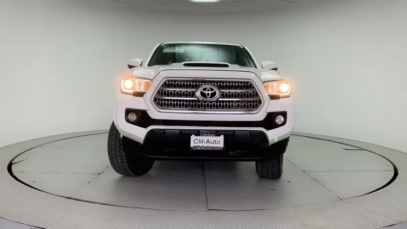 Toyota Tacoma 2017