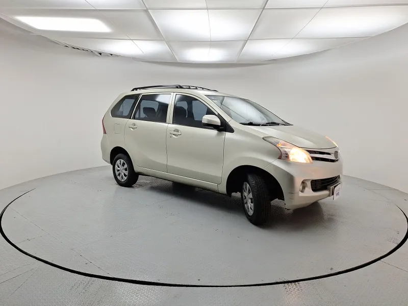 Toyota Avanza 2015