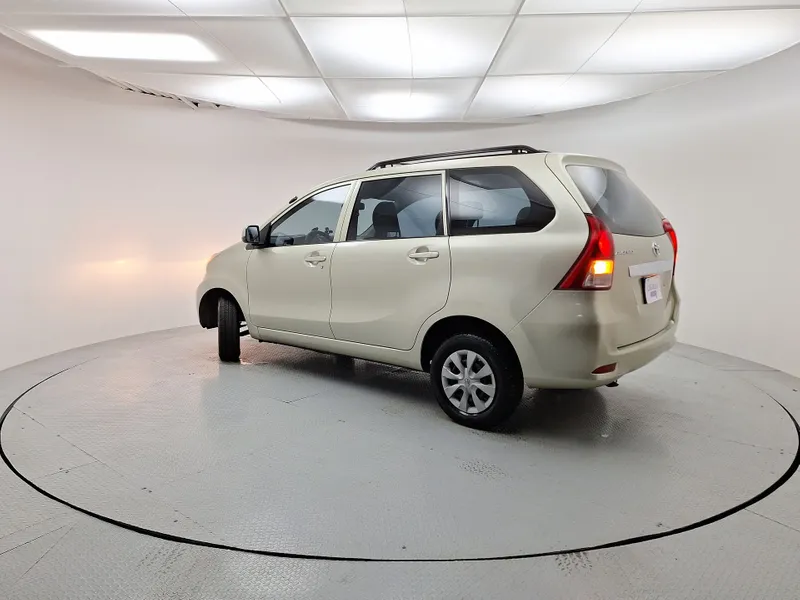 Toyota Avanza 2015