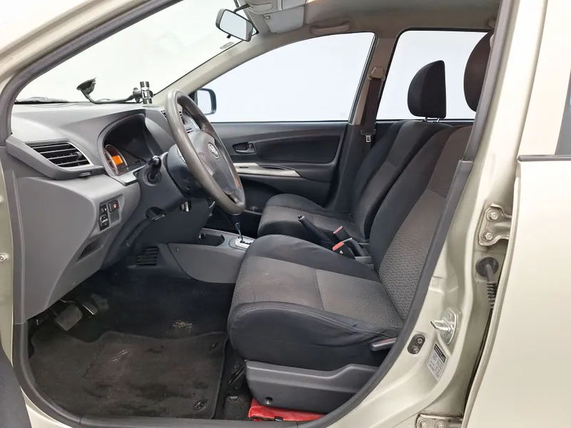 Toyota Avanza 2015