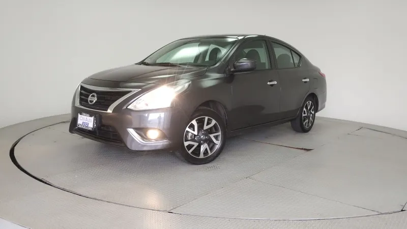 Nissan Versa 2019