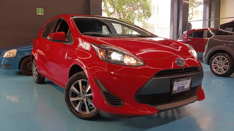 Toyota Prius C 2018