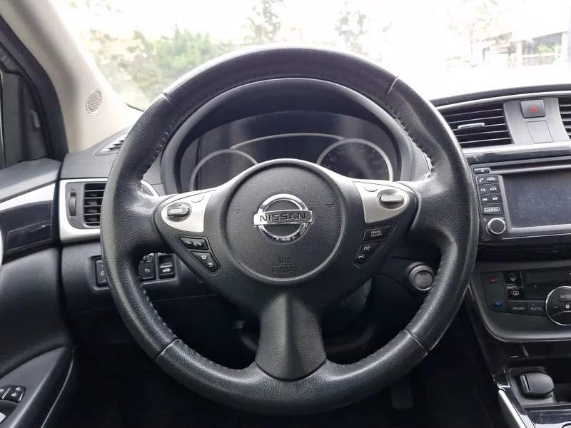 Nissan Sentra 2017