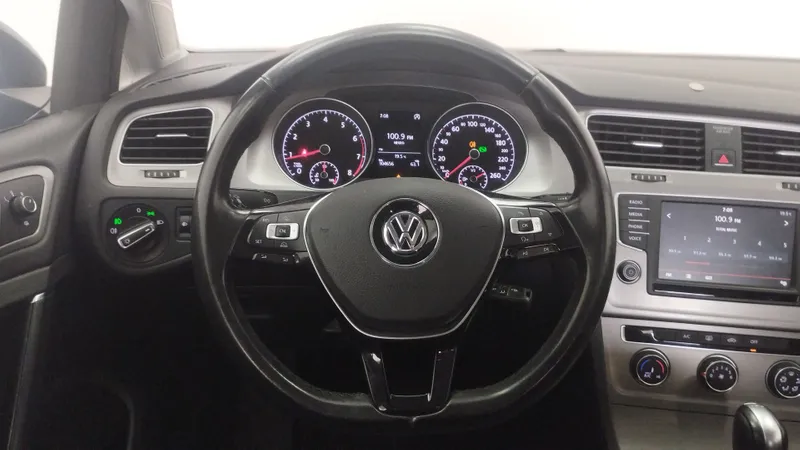 Volkswagen Golf 2016