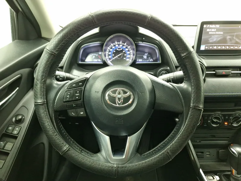 Toyota Yaris 2016