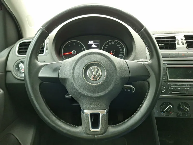 Volkswagen Polo 2013