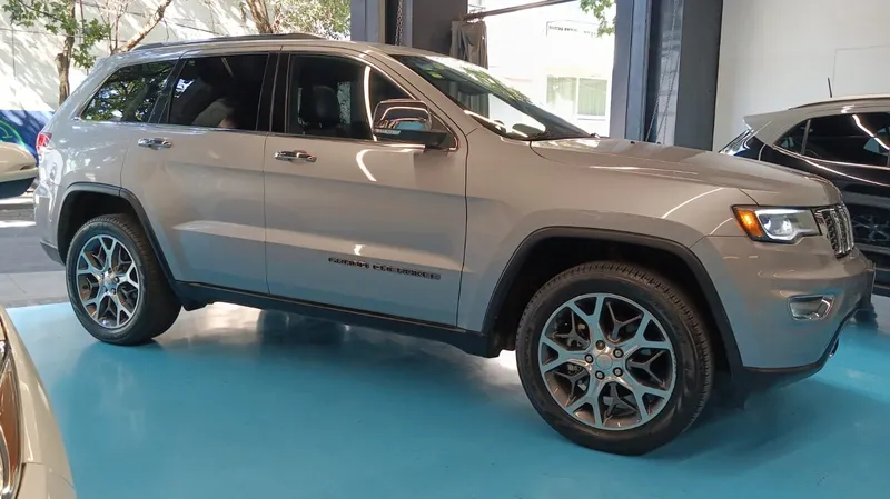 Jeep Grand Cherokee 2020