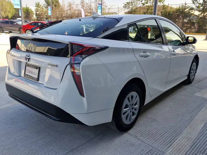 Toyota Prius 2018