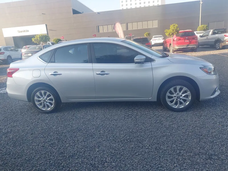 Nissan Sentra 2017