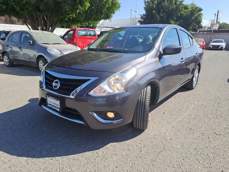 Nissan Versa 2018