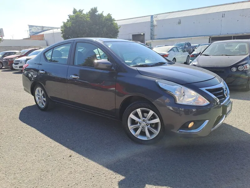 Nissan Versa 2018