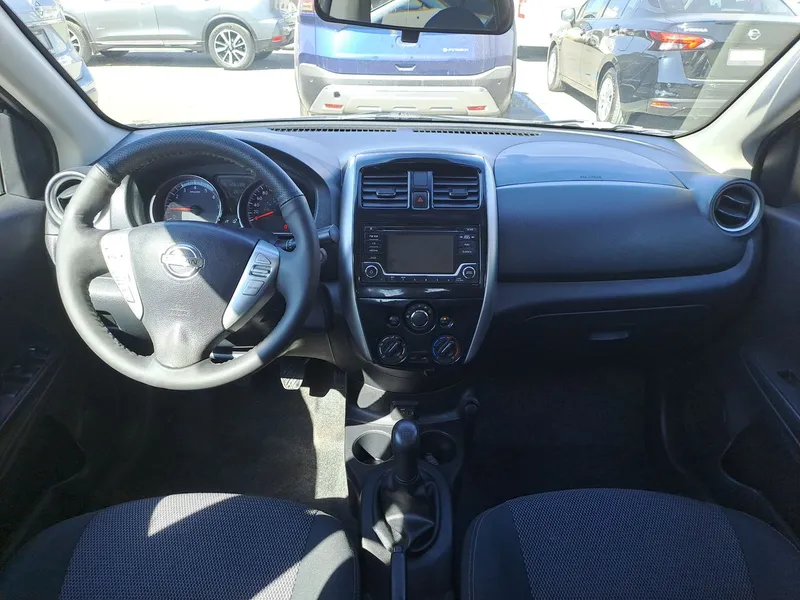 Nissan Versa 2018