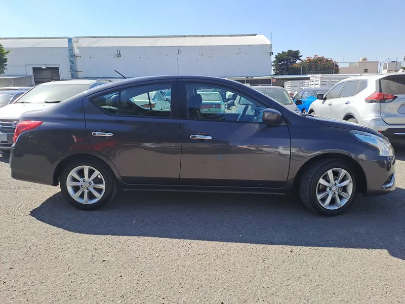 Nissan Versa 2018