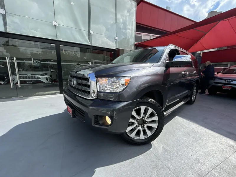 Toyota Sequoia 2017