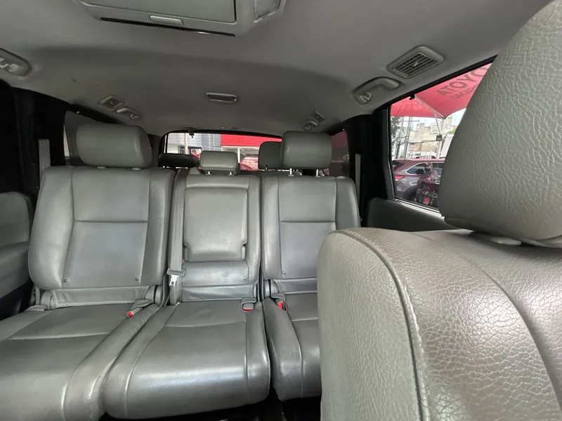 Toyota Sequoia 2017