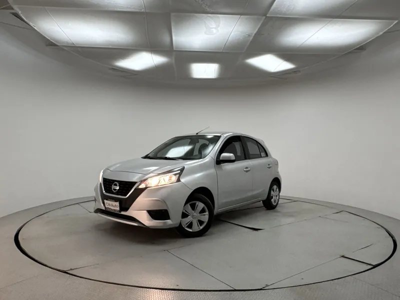 Nissan March 2021