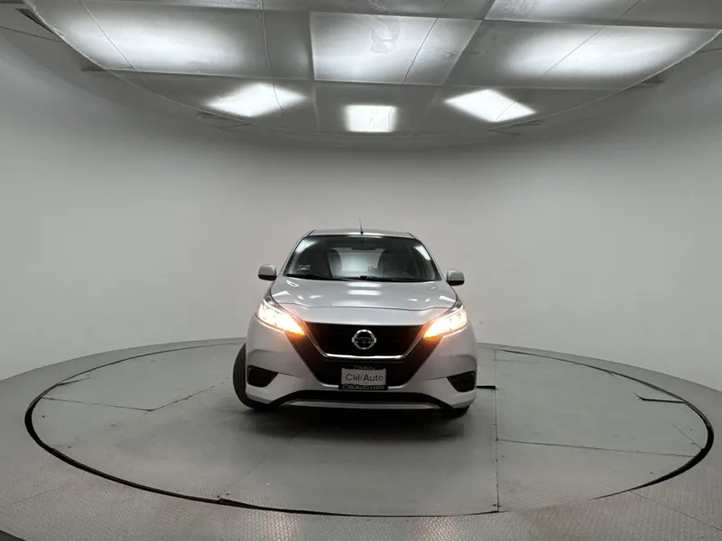 Nissan March 2021