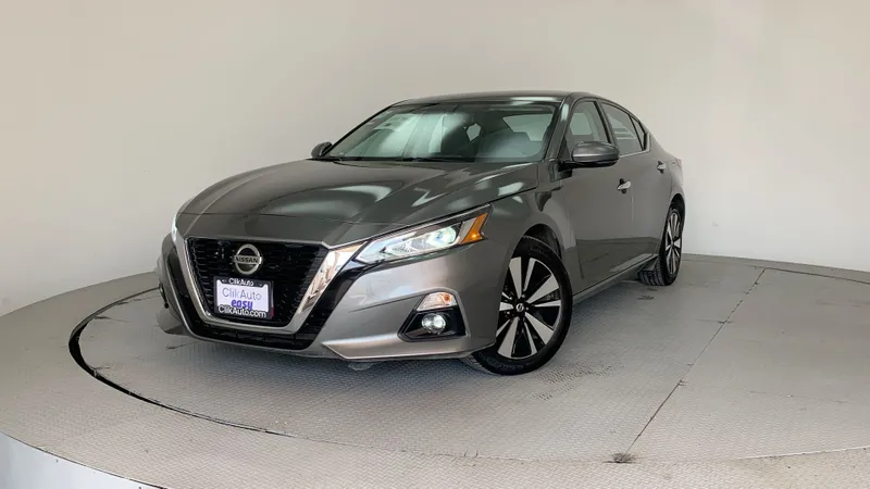 Nissan Altima 2020