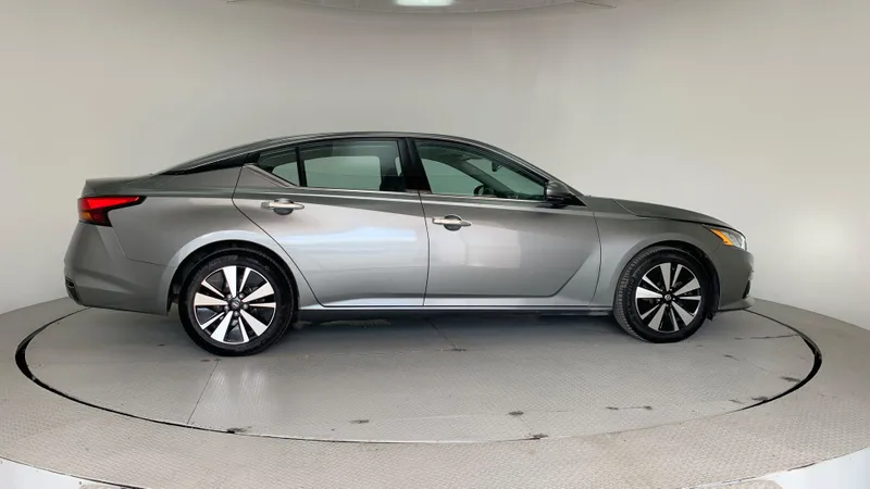 Nissan Altima 2020