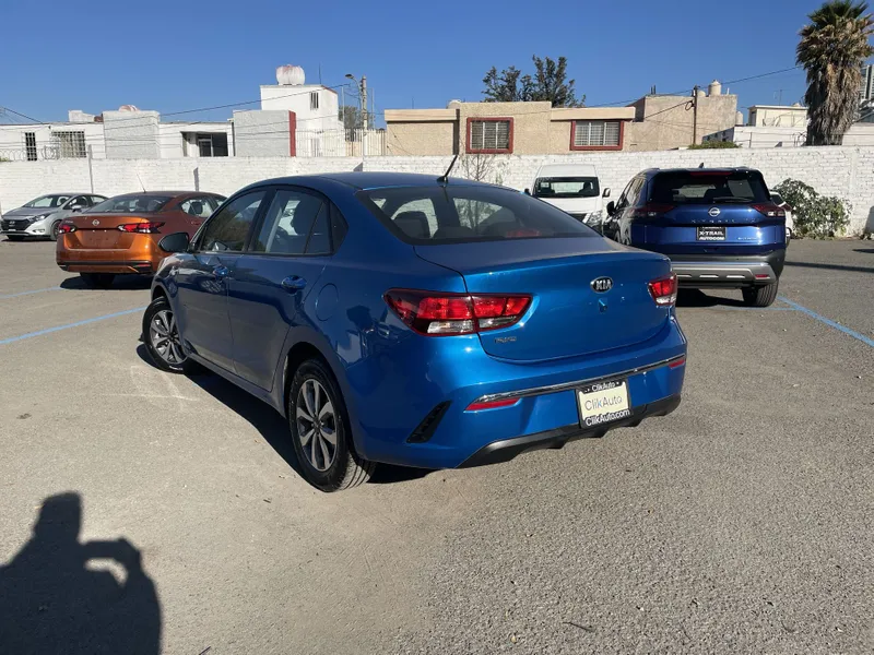 Kia Rio Sedan 2021