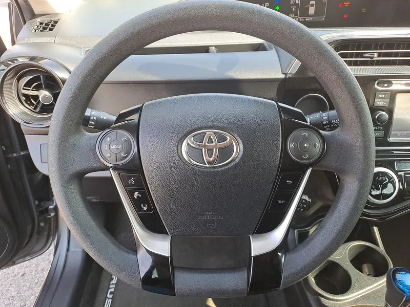 Toyota Prius C 2019