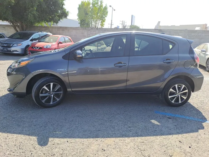 Toyota Prius C 2019