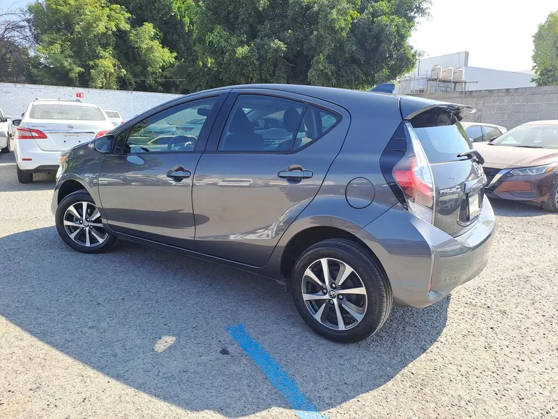 Toyota Prius C 2019