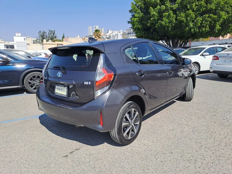 Toyota Prius C 2019