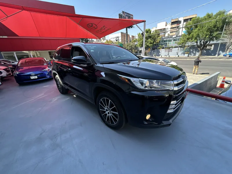 Toyota Highlander 2018