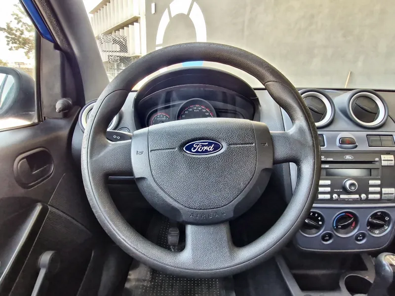 Ford Fiesta Ikon 2014