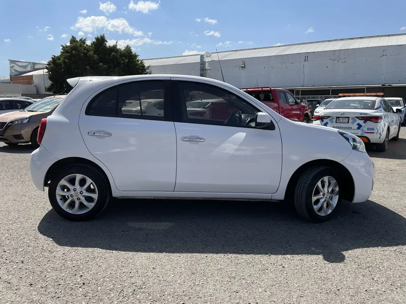 Nissan March 2018