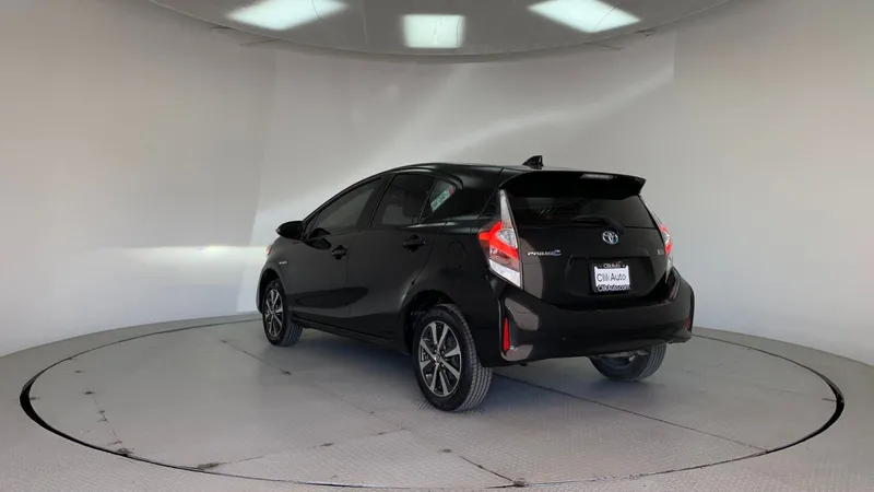 Toyota Prius C 2019