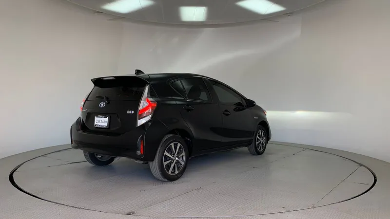 Toyota Prius C 2019