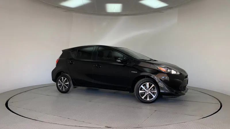 Toyota Prius C 2019