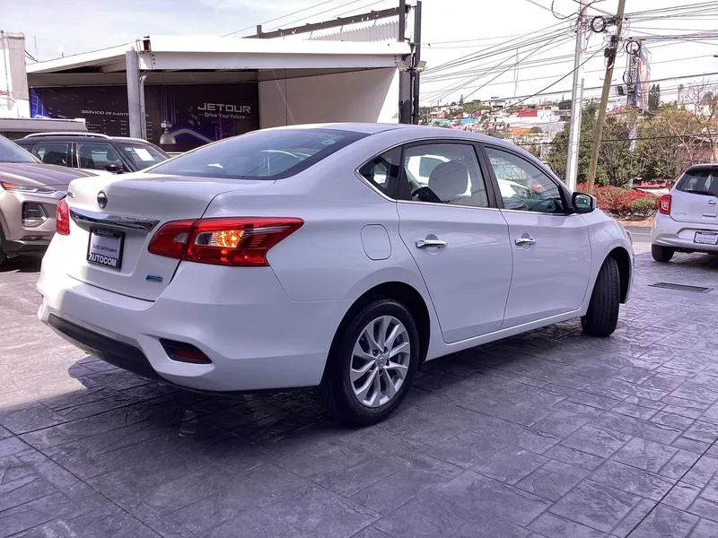 Nissan Sentra 2017