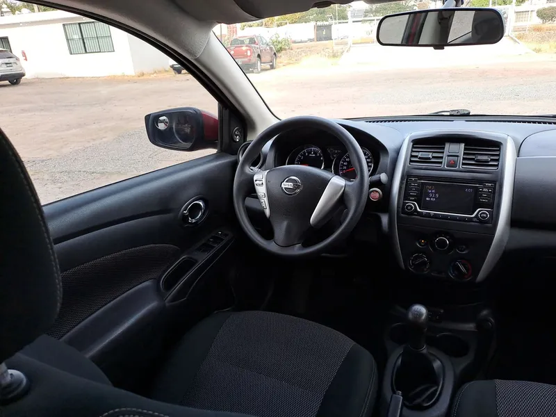 Nissan Versa 2019