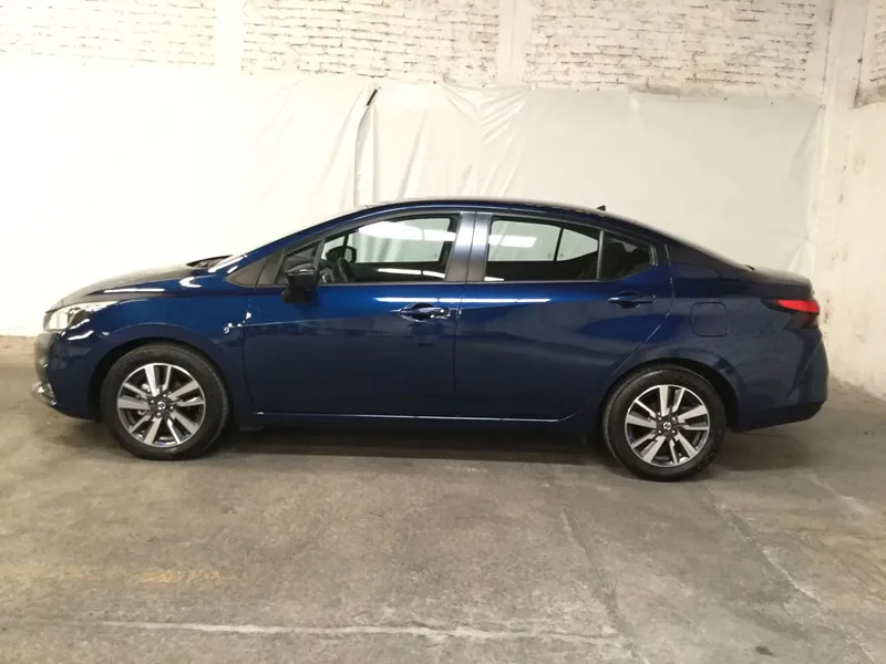 Nissan Versa 2020