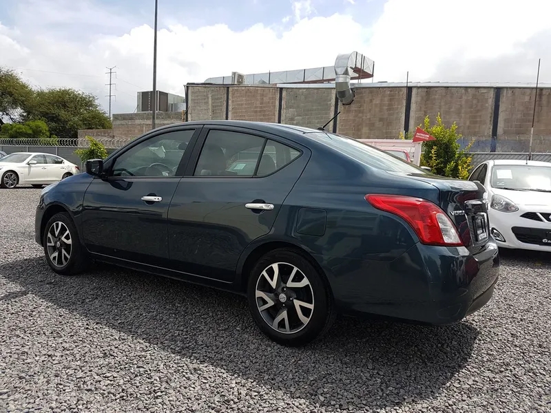 Nissan Versa 2016