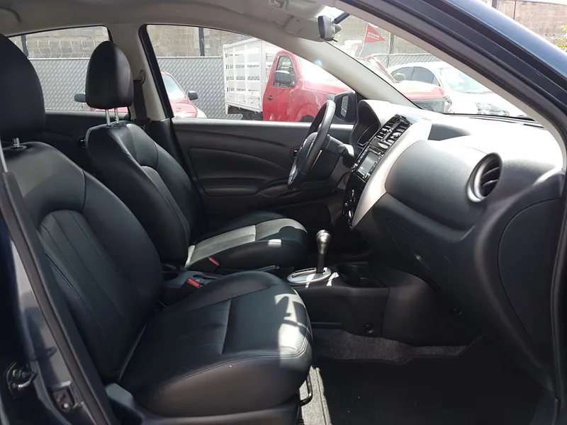 Nissan Versa 2016