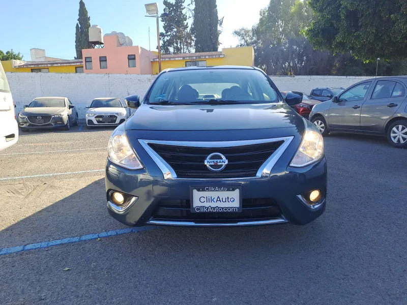 Nissan Versa 2016