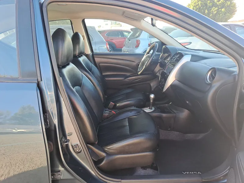 Nissan Versa 2016